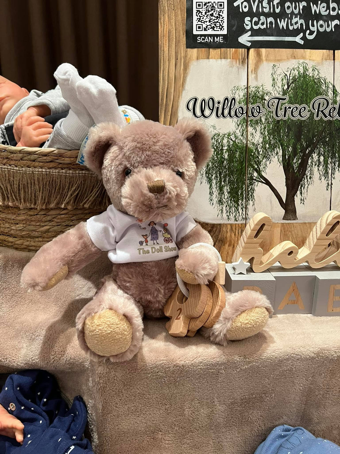 doll show teddy