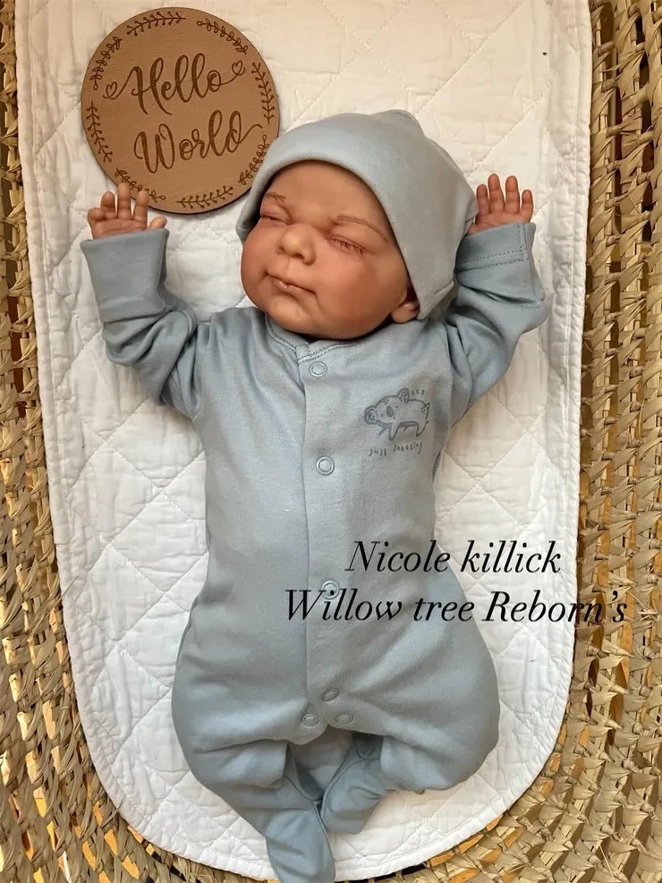 "Lucy by Nines'onil"