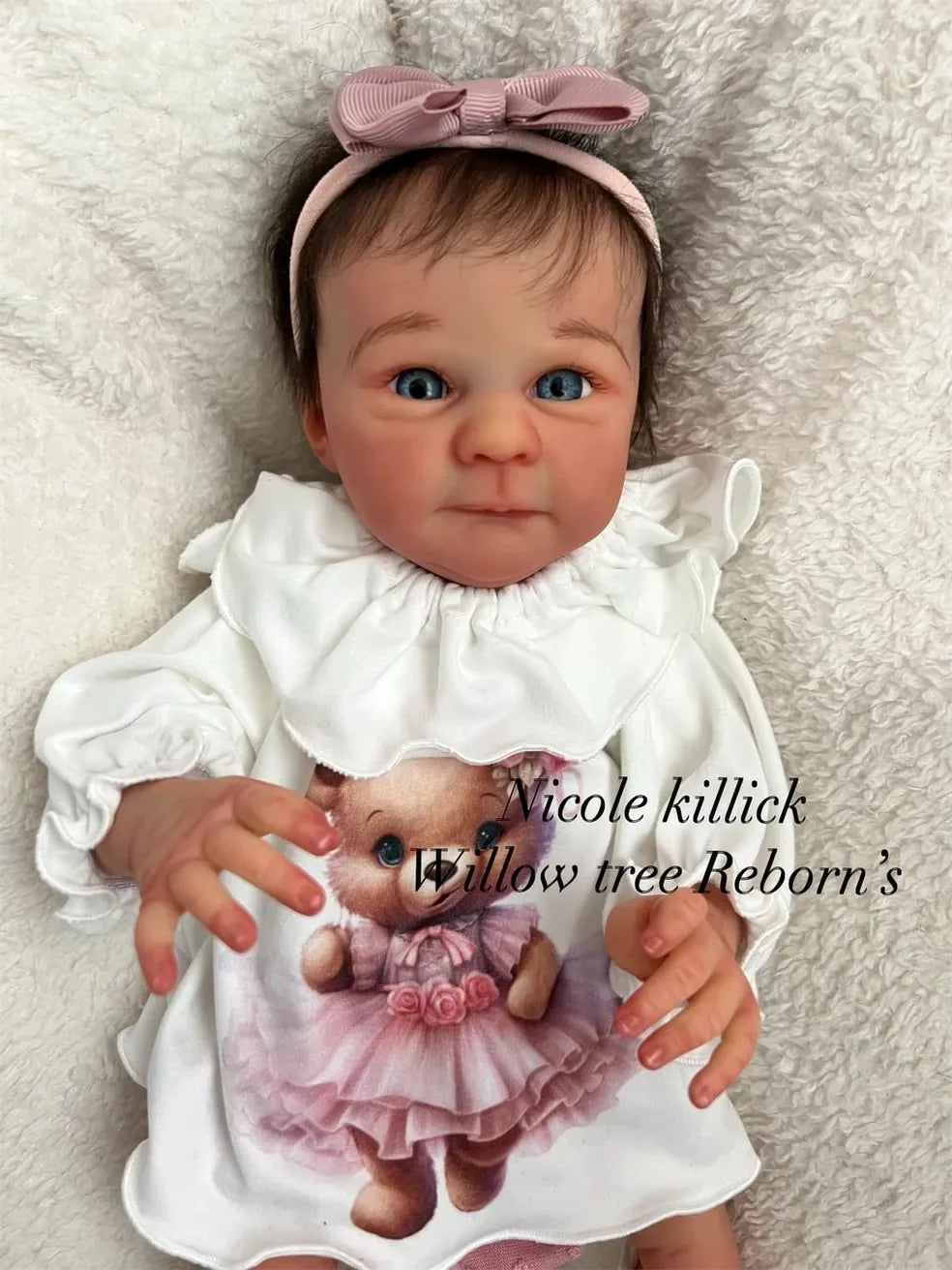 "Ayla by Tay Fretas"