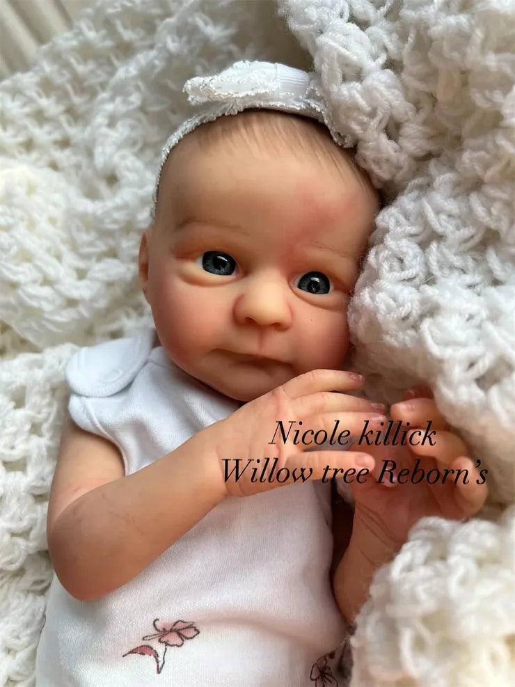 "Ayla by Tay Fretas"