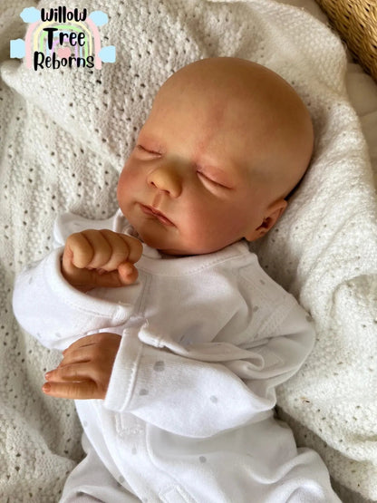 "Luke by Tay Fretas"