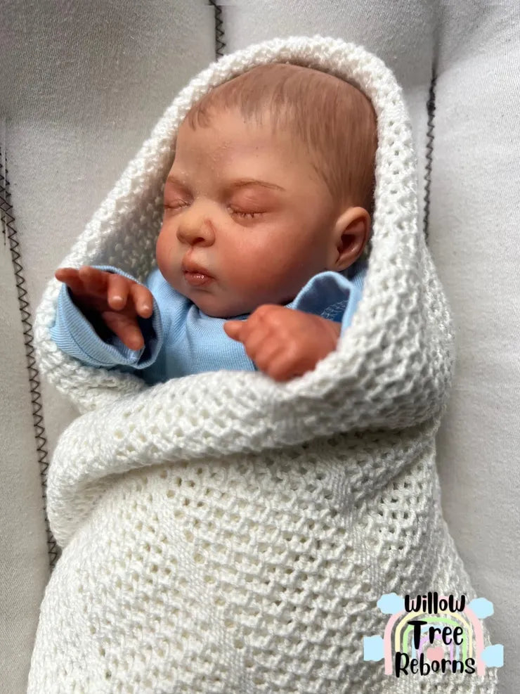 "Luna by Irina Kaplanskay"