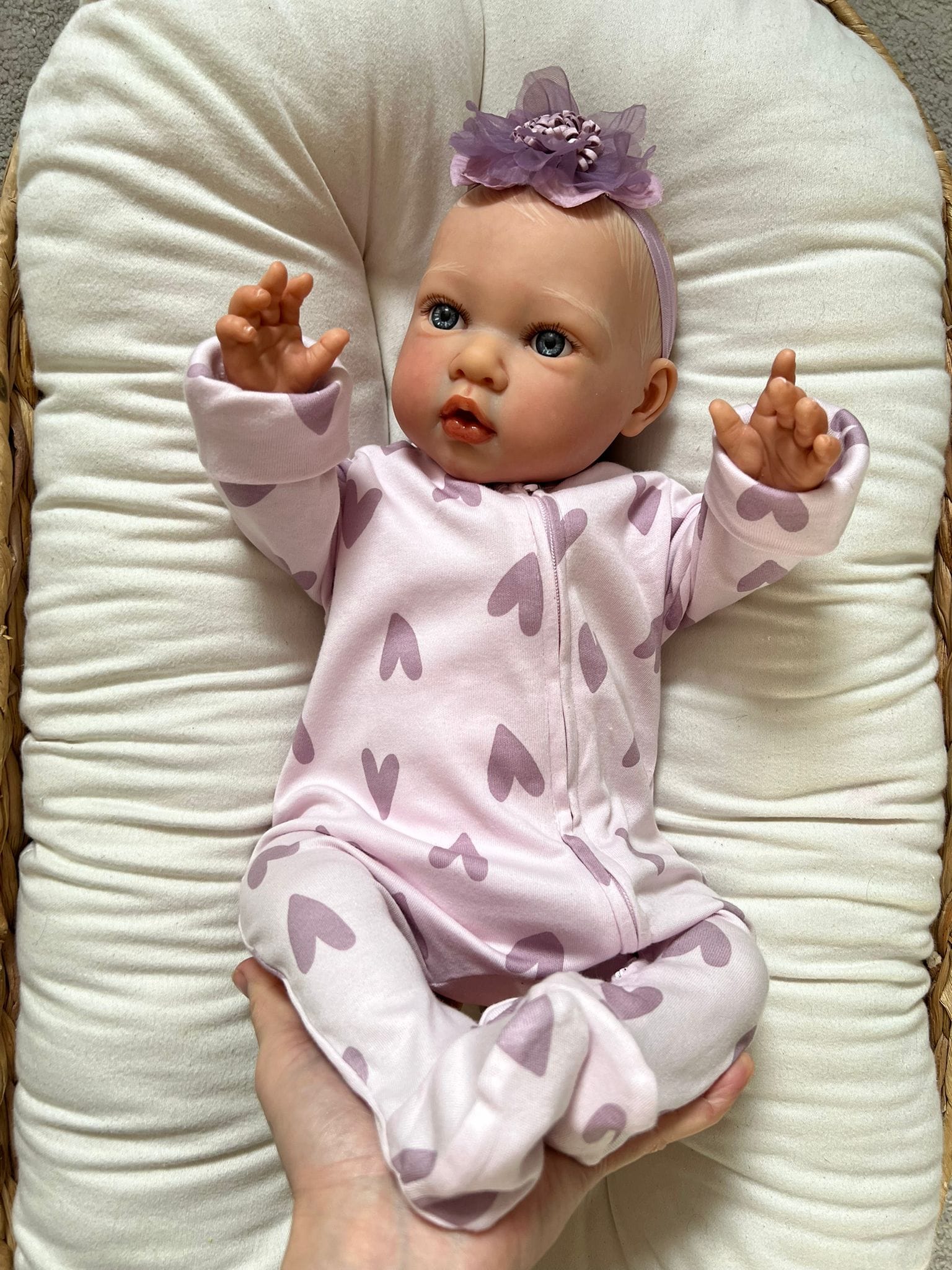 "LaineybyNinesd_Onil"