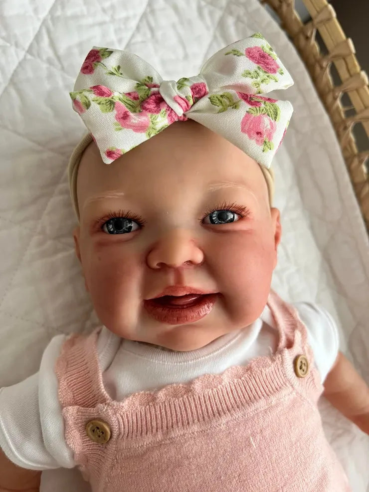 "Suzie by Nines d'Onil"