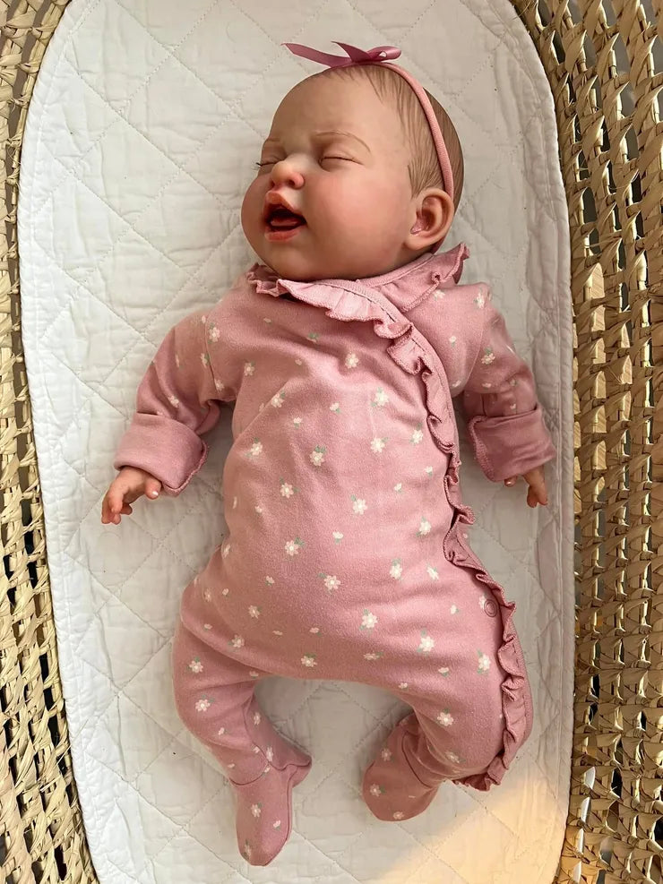 "Poppy by Nines d'Onil"