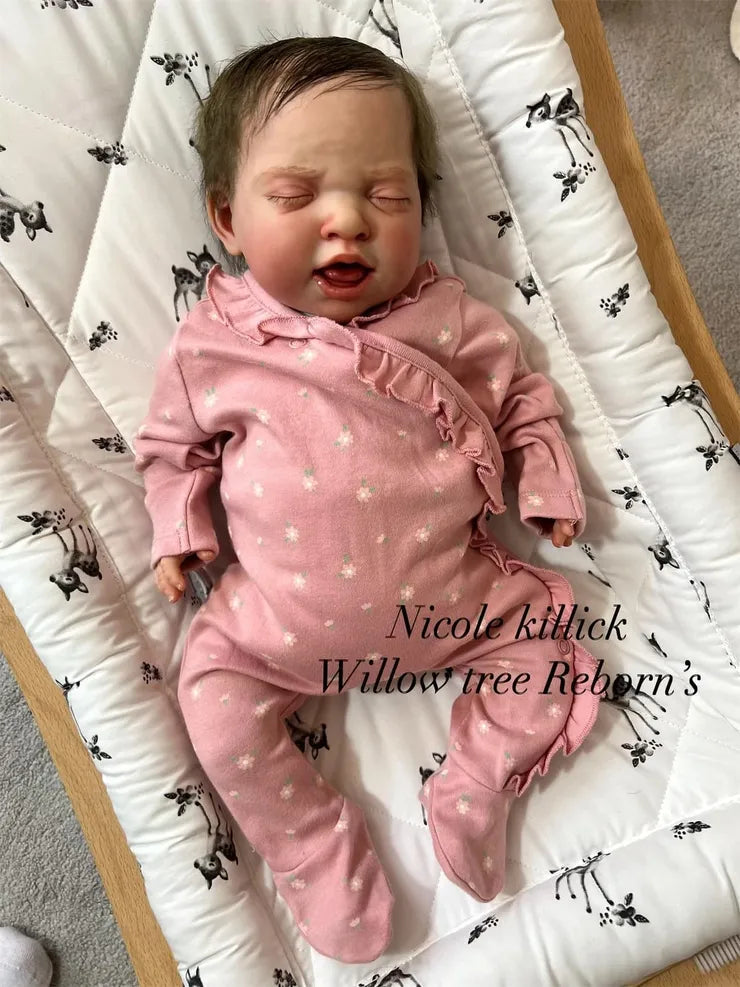 "Poppy by Nines d'Onil"