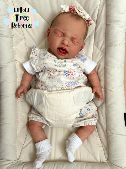 "Poppy by Nines d'Onil"