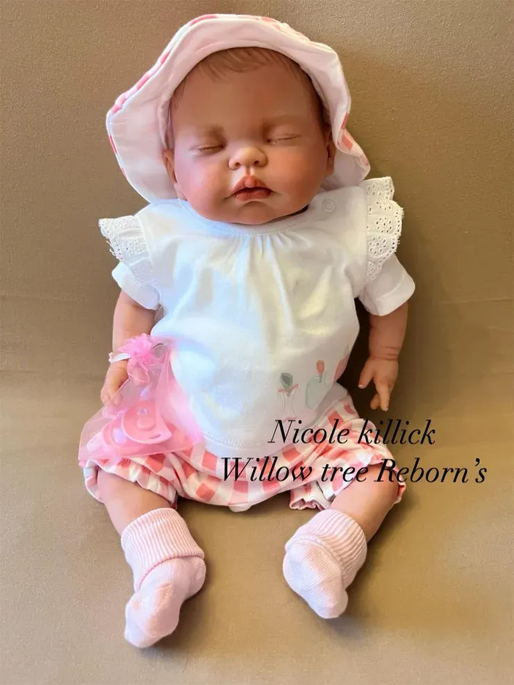 "Molly Marie by Nines d'Onil"