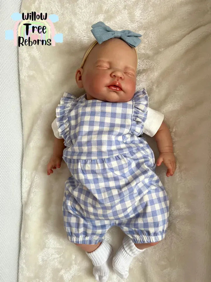 "Molly Marie by Nines d'Onil"