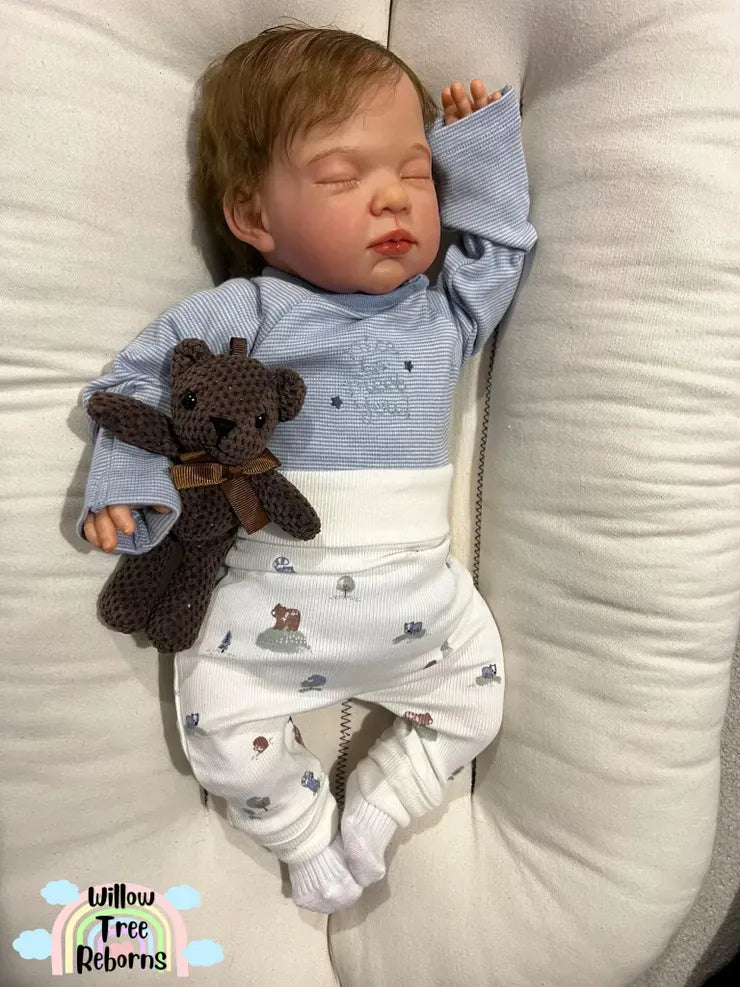 "Lotty by Nines d'Onil"