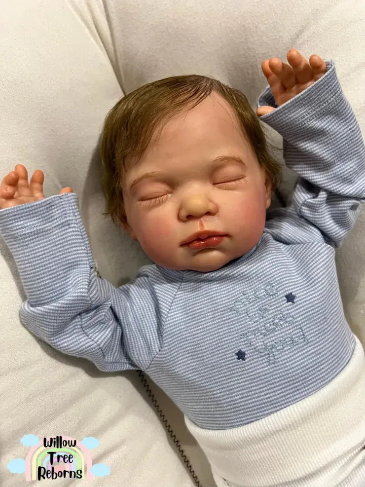 "Lotty by Nines d'Onil"