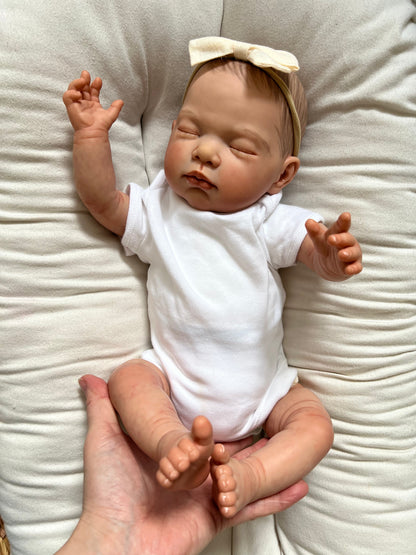 "Lotty by Nines d'Onil"