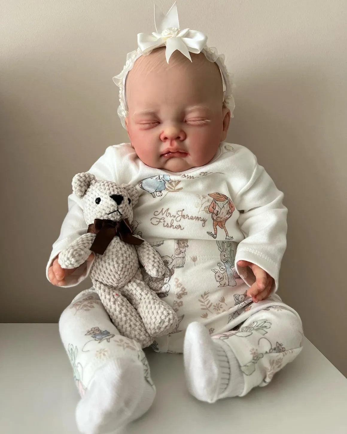 "Sofia by Nines d'Onil"