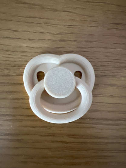 Sugar Snaps Hearts Magnetic Dummy - Single Colour