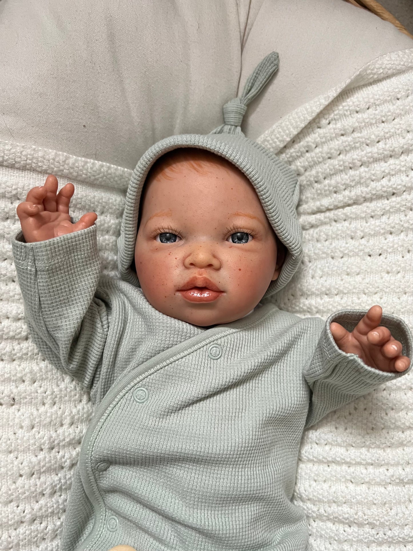 Daisey by Nines d'Onil