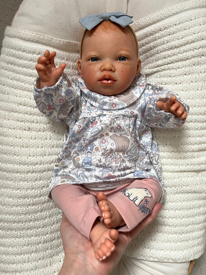 Daisey by Nines d'Onil