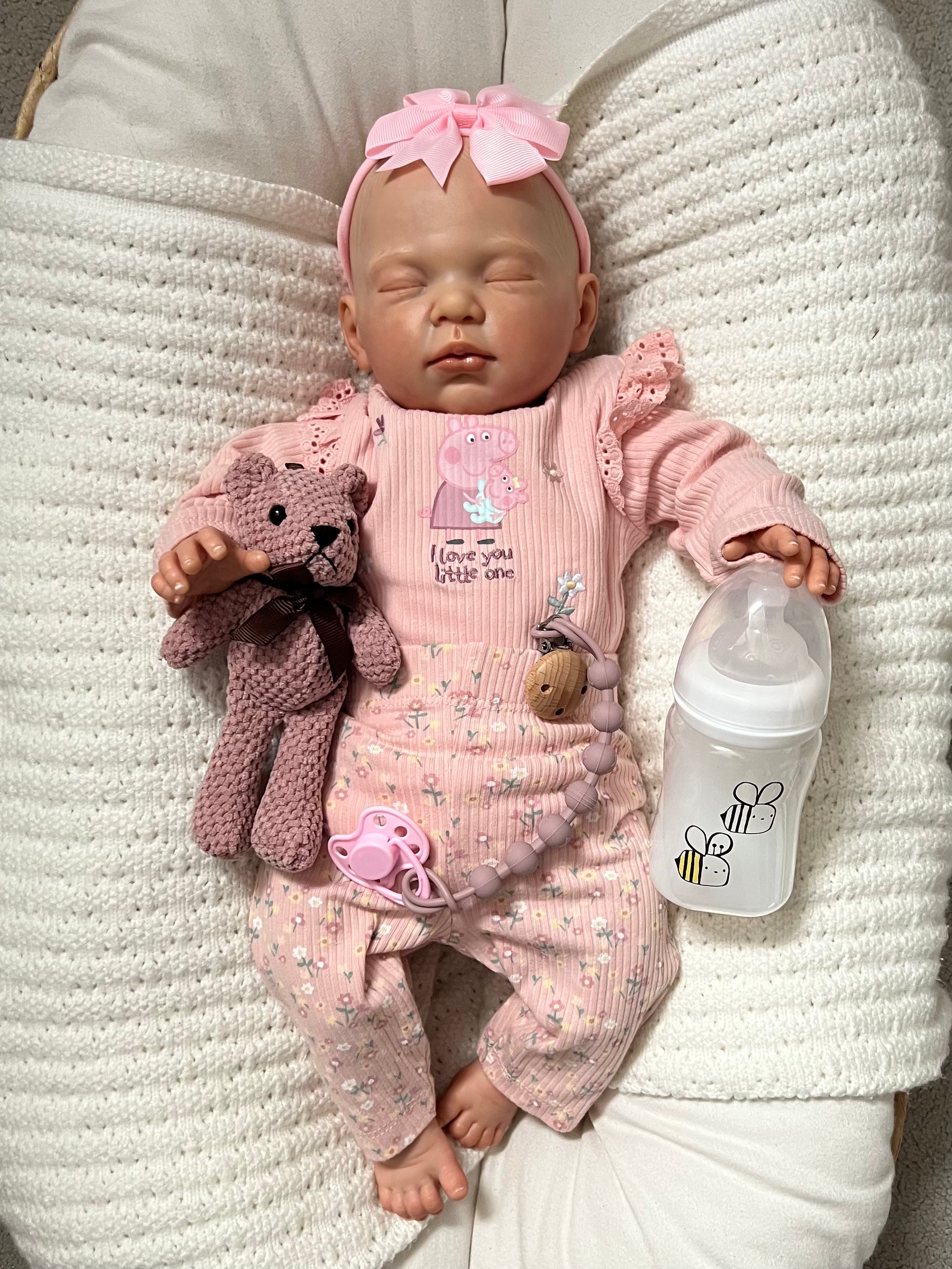 Lotty by Nines d'Onil