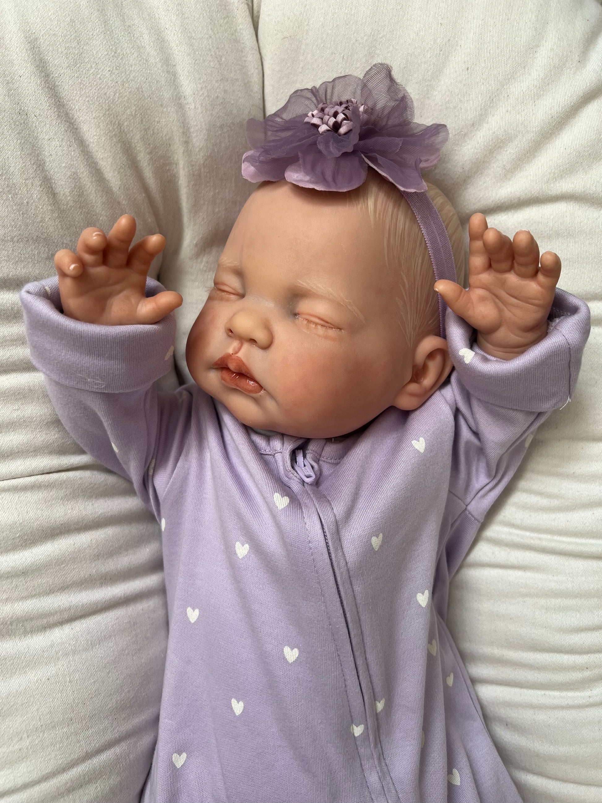 MollyMariebyNines_onil