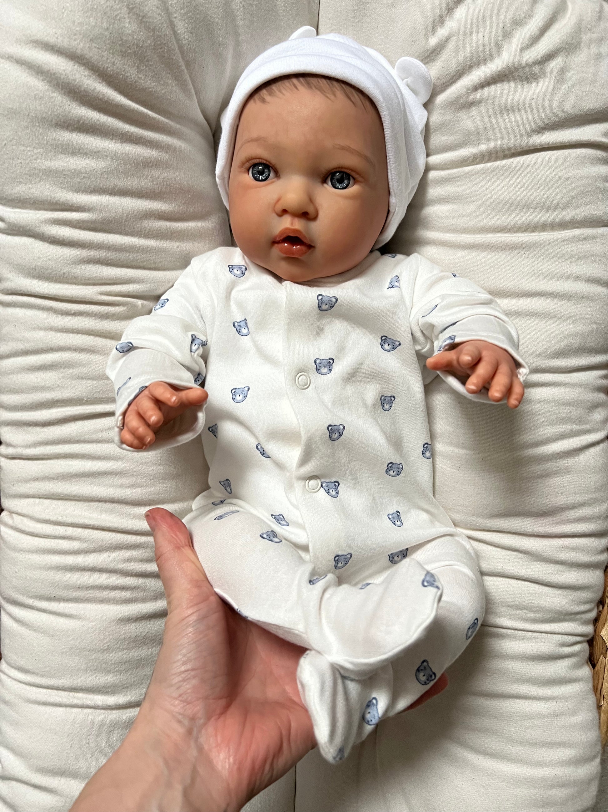 Lainey by Nines d'Onil