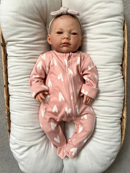 Anna by Nines d'Onil