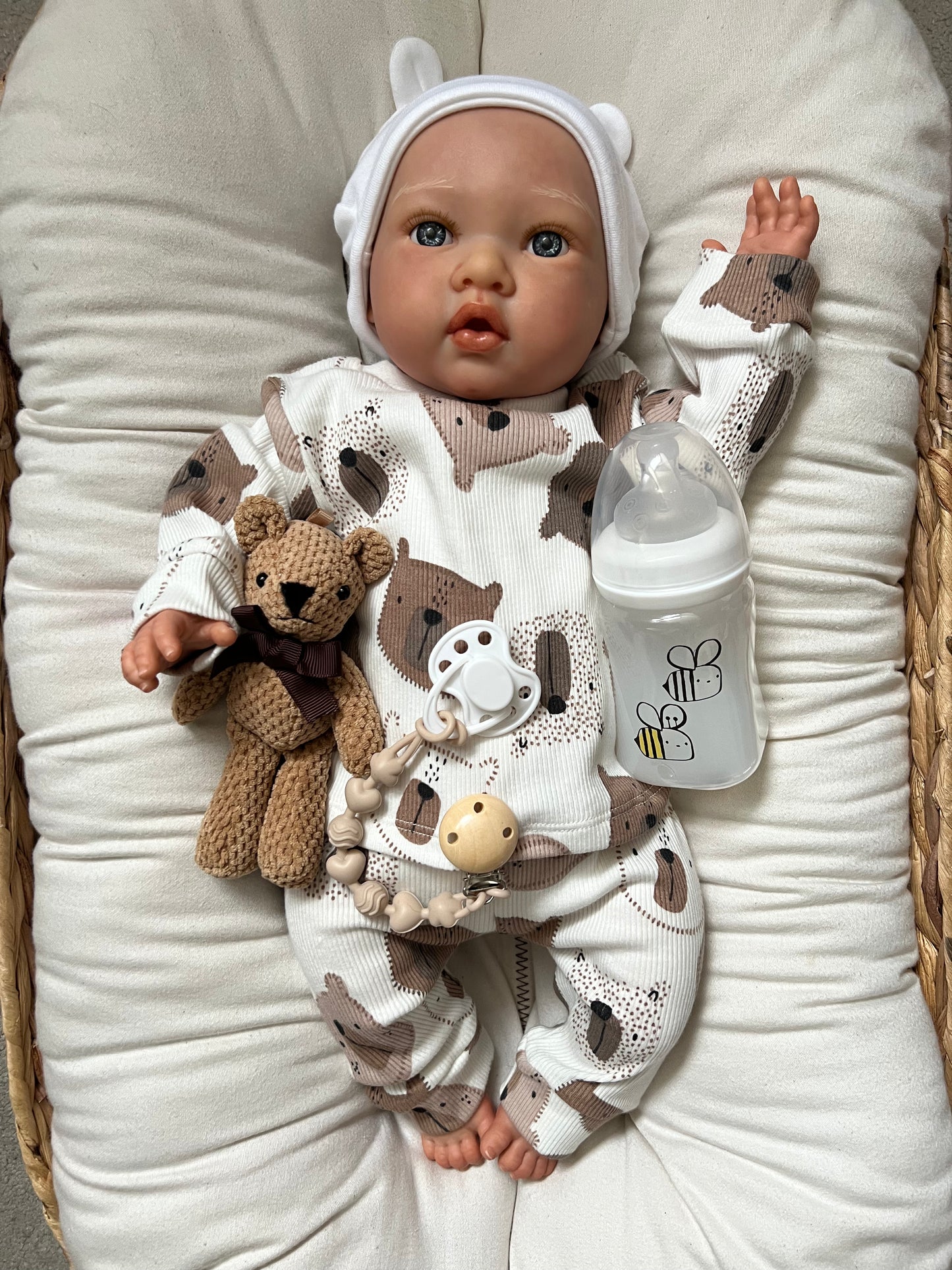 Lainey by Nines d'Onil
