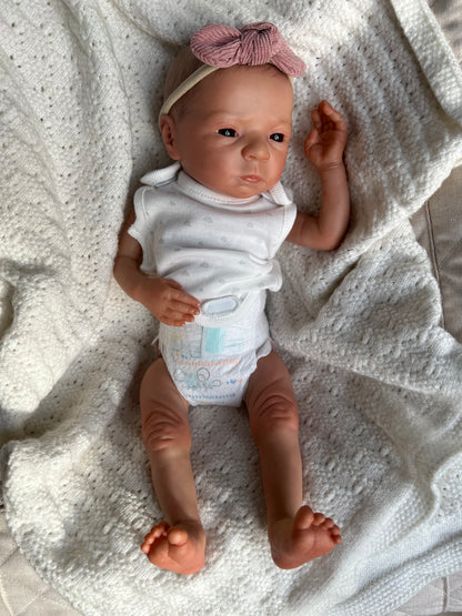 Heloisa by Pricilla Lopes