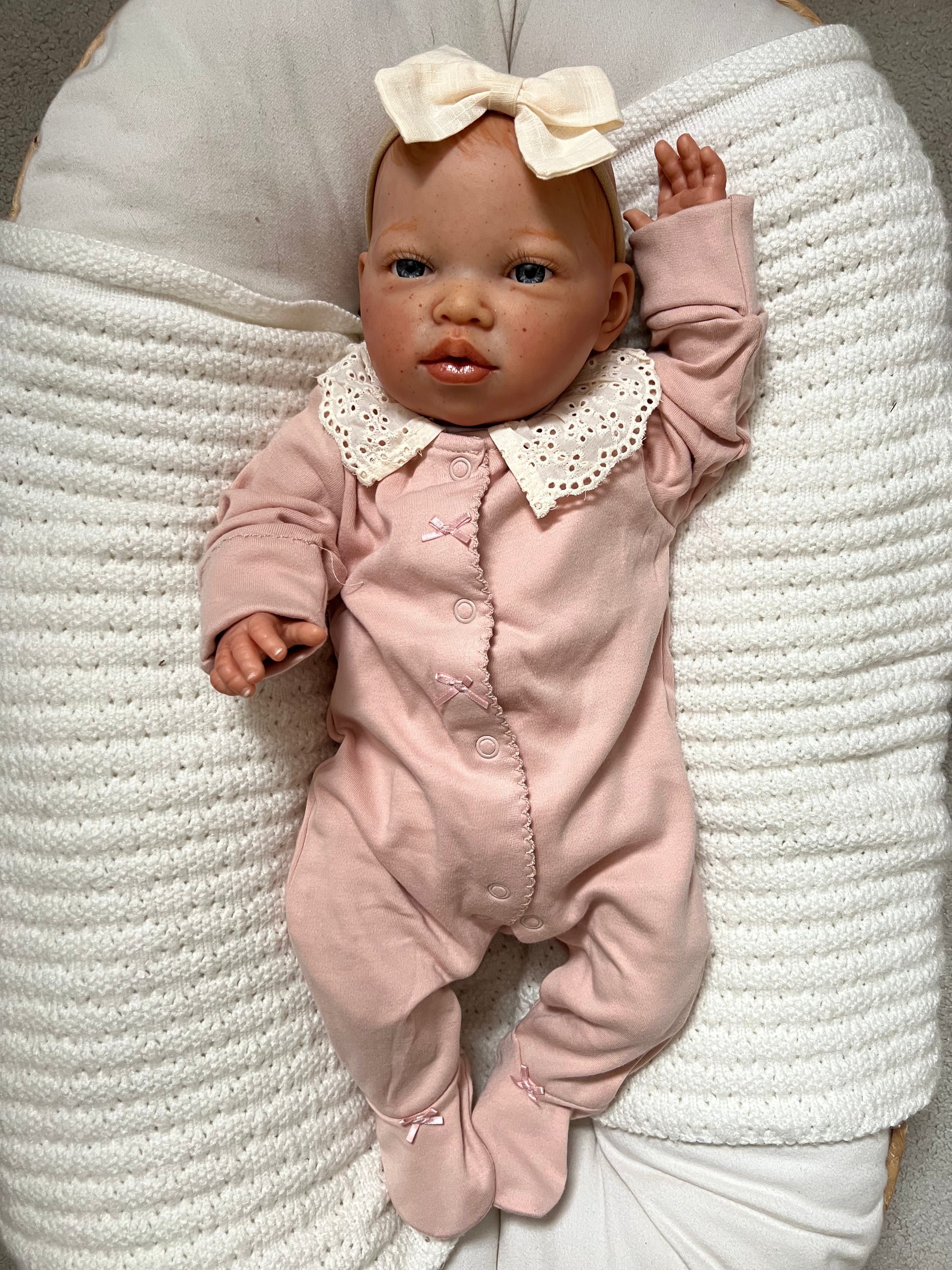 Daisey by Nines d'Onil