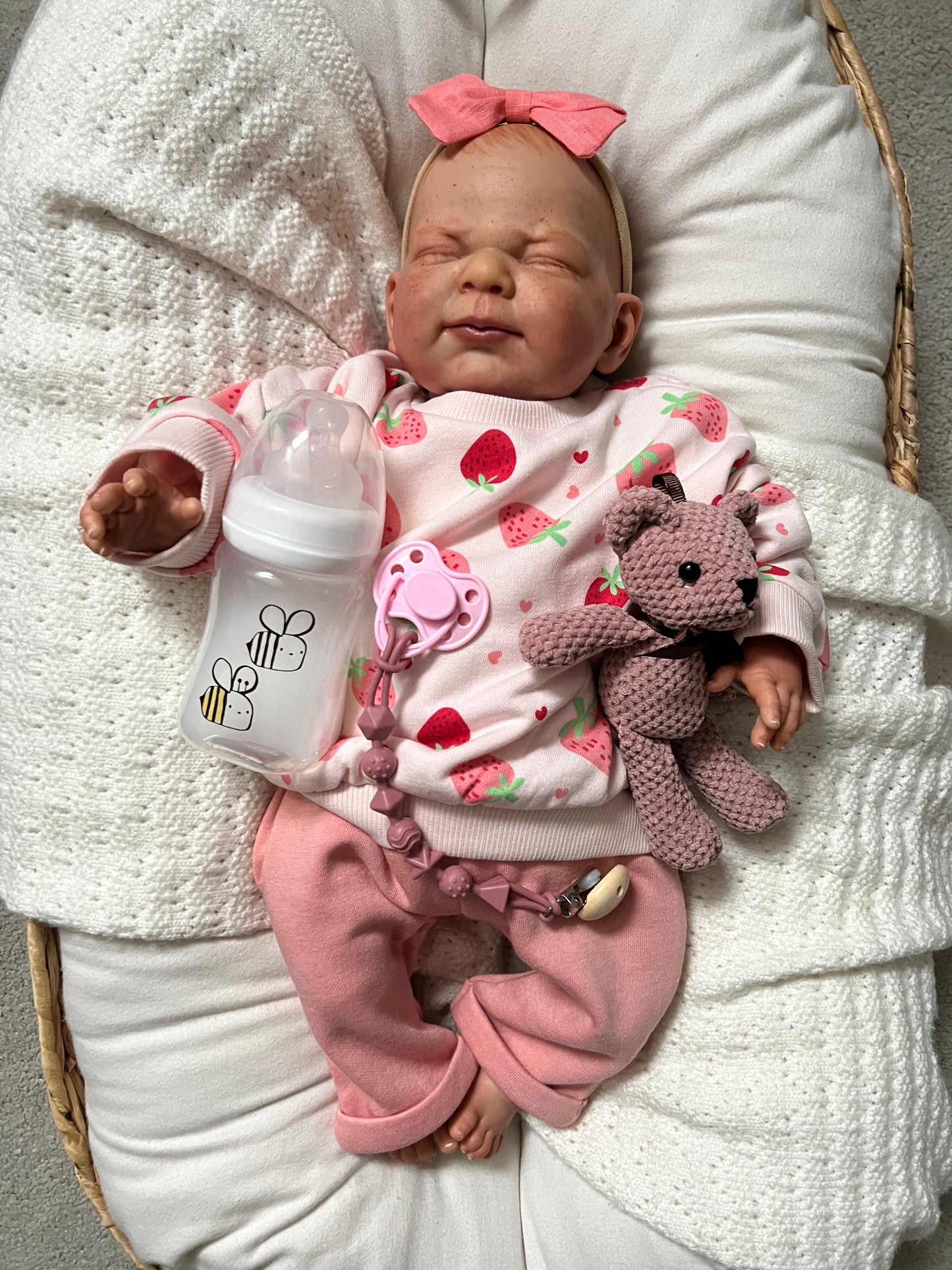 Lucy by Nines d'Onil
