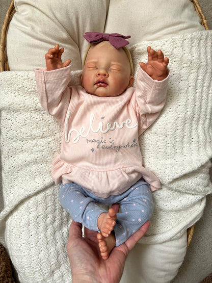 Sofia by Nines d'Onil