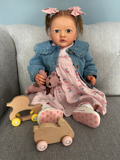 Ayana by Gundrun Legler