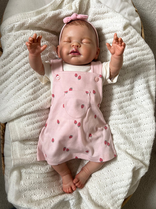 Molly Marie by Nines d'Onil
