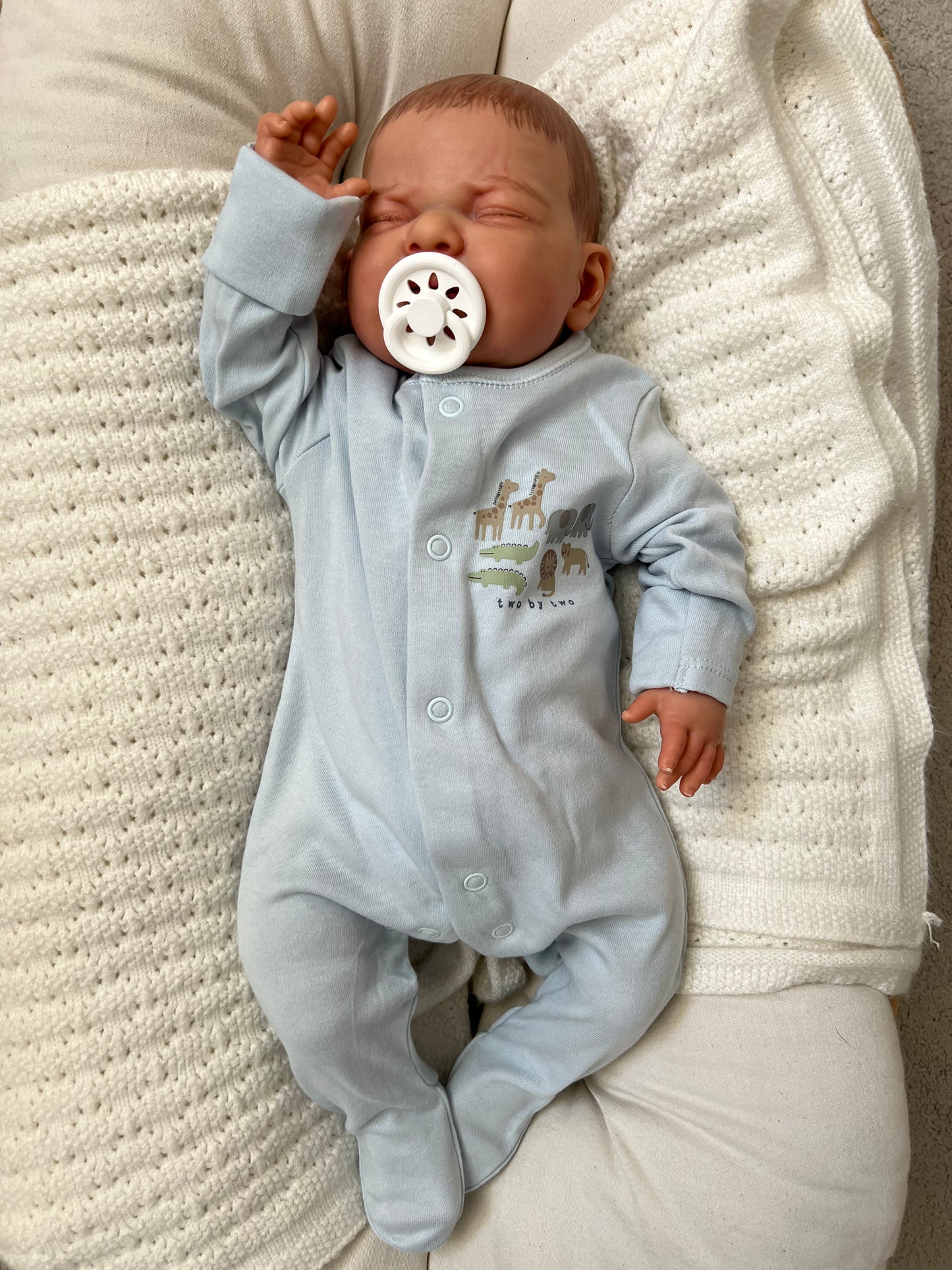 Lucy by Nines d'Onil