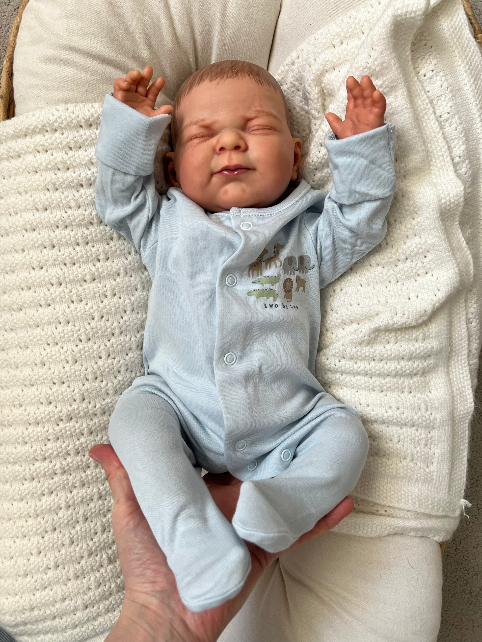 Lucy by Nines d'Onil