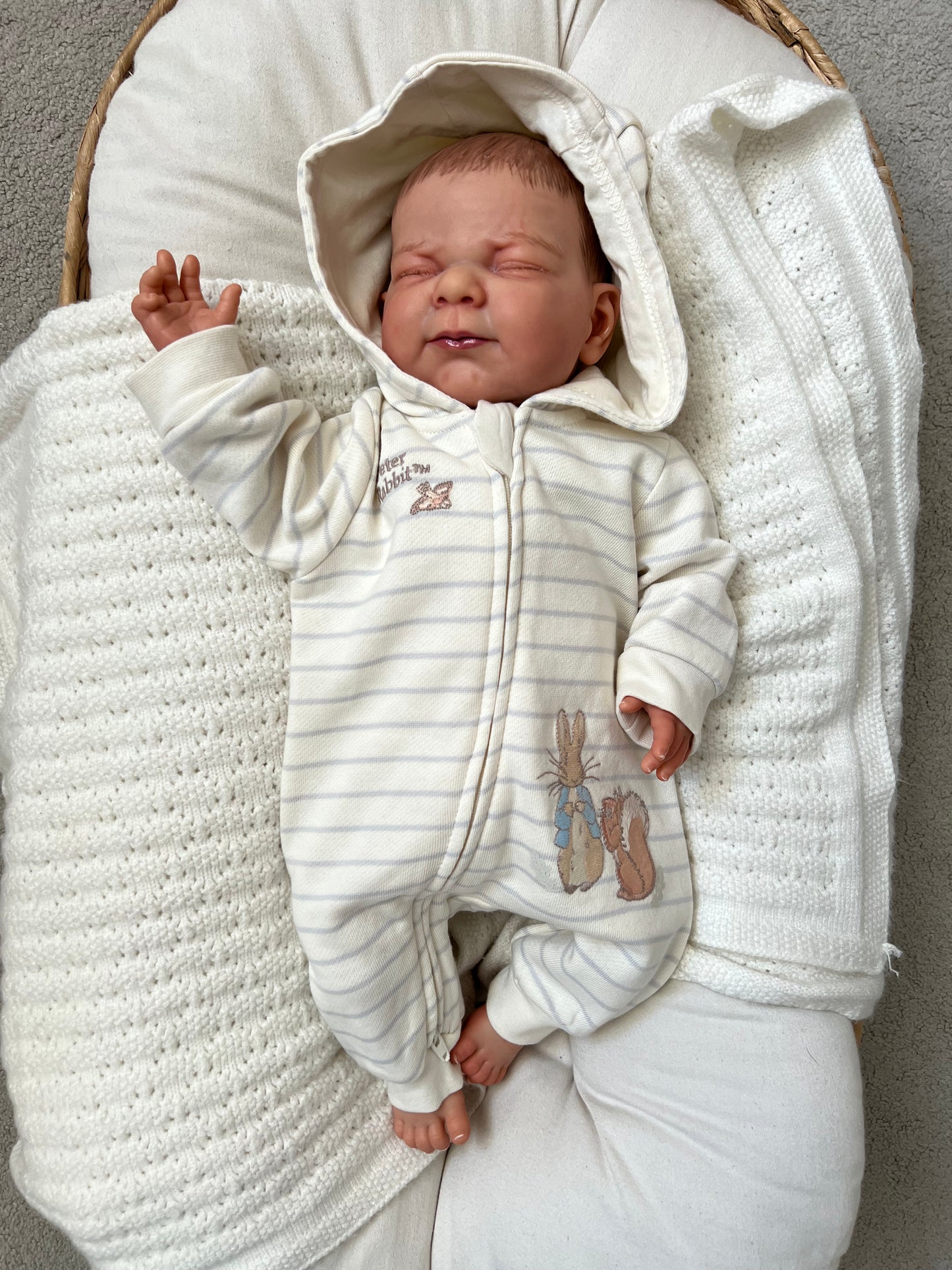 Lucy by Nines d'Onil