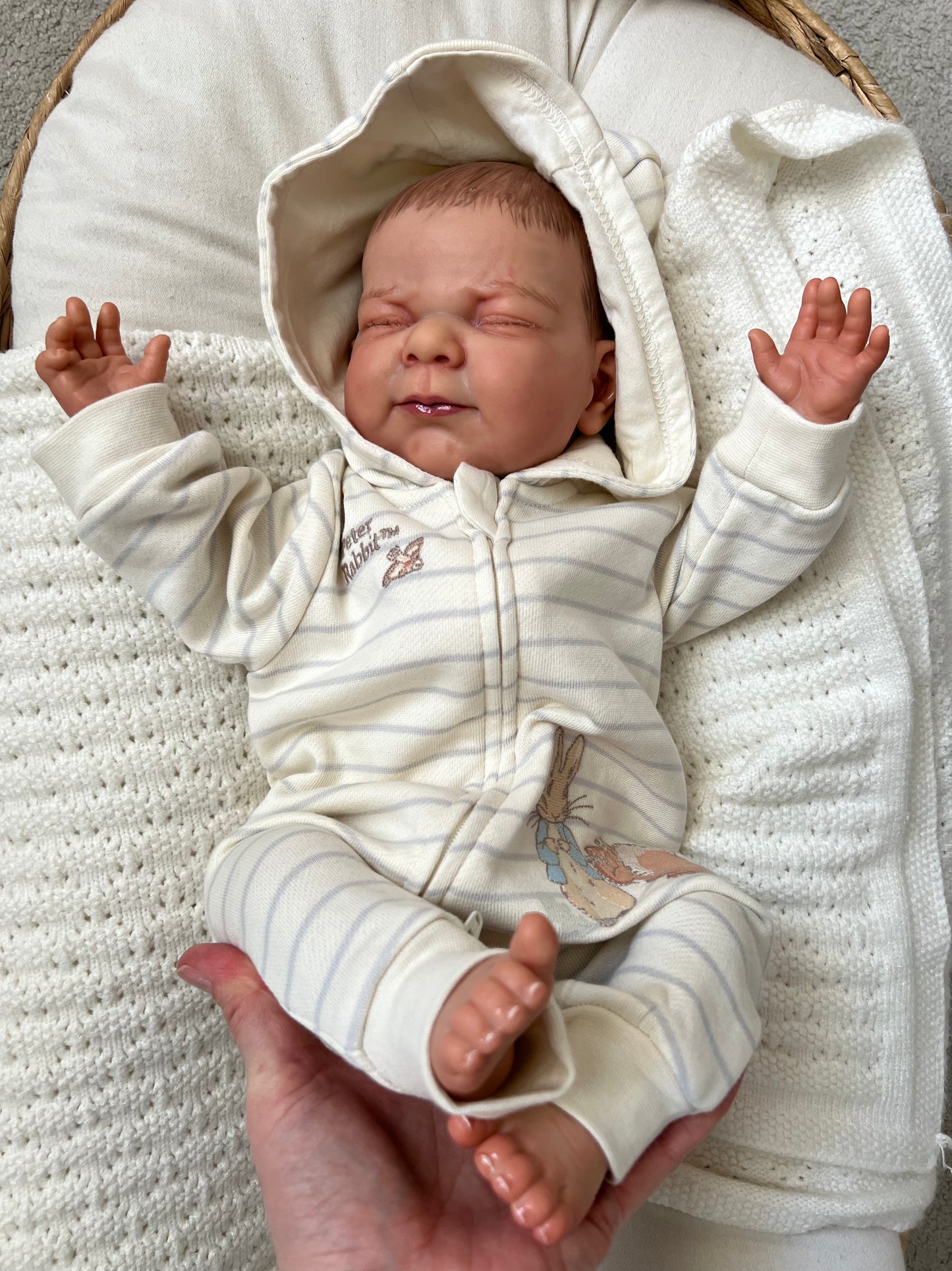 Lucy by Nines d'Onil