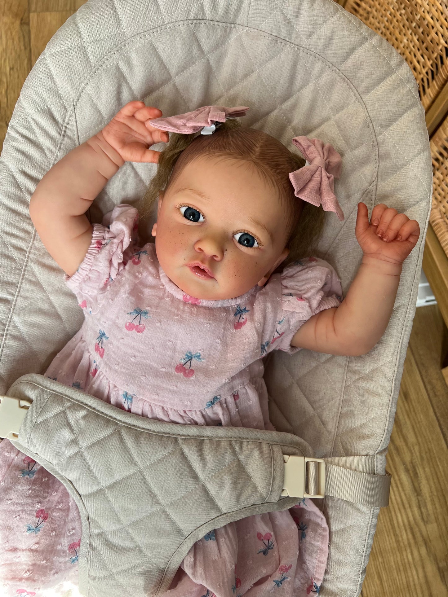 Ayana by Gundrun Legler